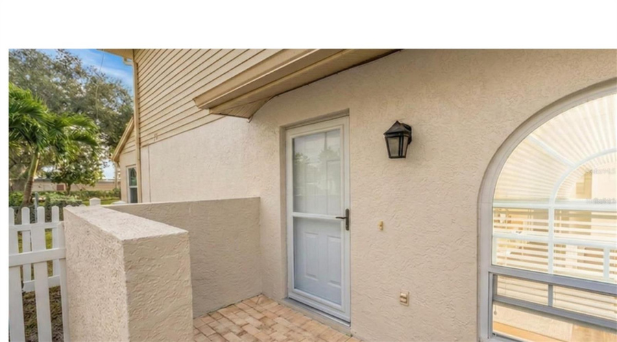 Private Entrance