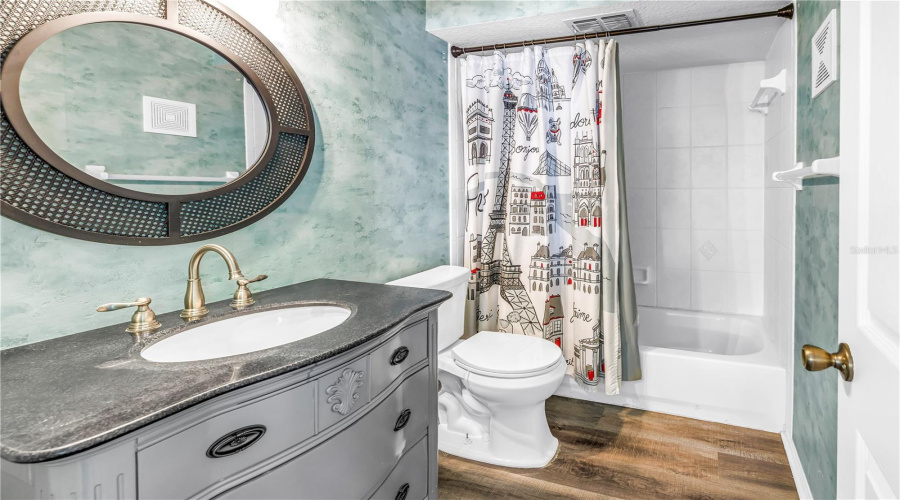 2Nd Floor Bath