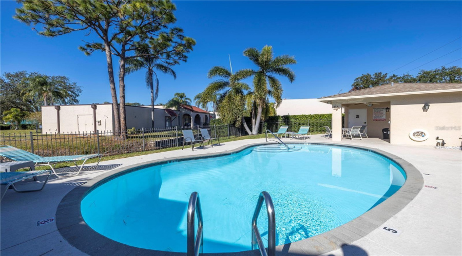 Seminole, Florida 33777, 3 Bedroom Bedrooms, ,2 Bathroombathrooms,Residential,For Sale,Antigua,0,Mfrtb8460699
