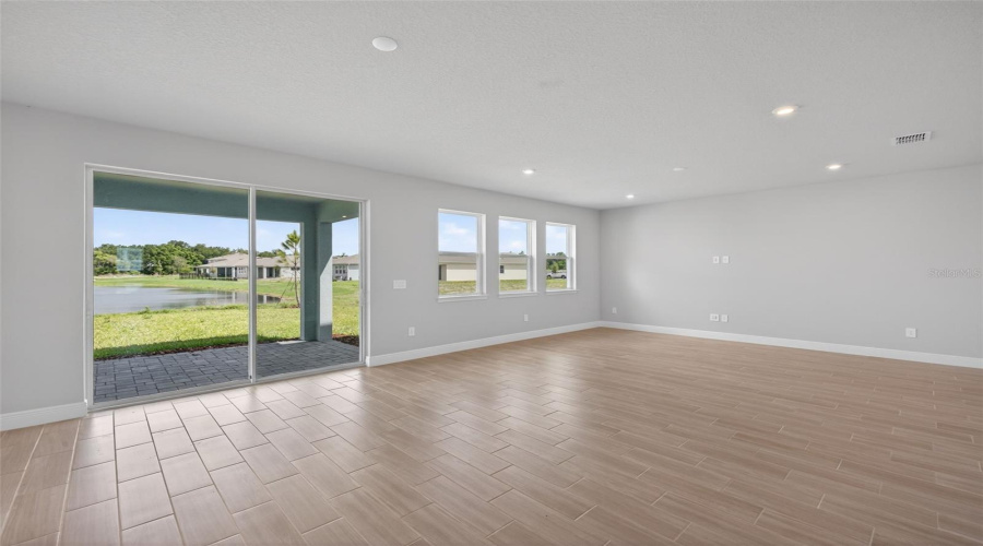 Parrish, Florida 34219, 4 Bedroom Bedrooms, ,2 Bathroombathrooms,Residential,For Sale,Oxeye,0,Mfrtb8487257