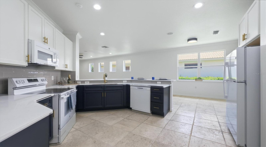 Open Kitchen