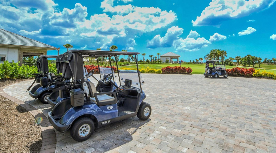 Grab Your Clubs!