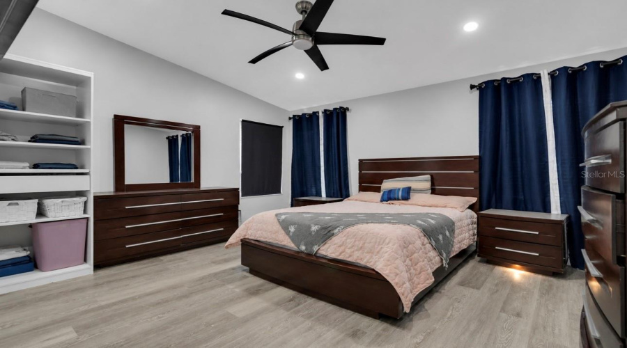 Orlando, Florida 32810, 5 Bedroom Bedrooms, ,3 Bathroombathrooms,Residential,For Sale,Eden View,0,Mfro6407529