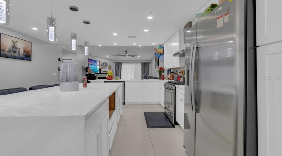 Orlando, Florida 32810, 5 Bedroom Bedrooms, ,3 Bathroombathrooms,Residential,For Sale,Eden View,0,Mfro6407529