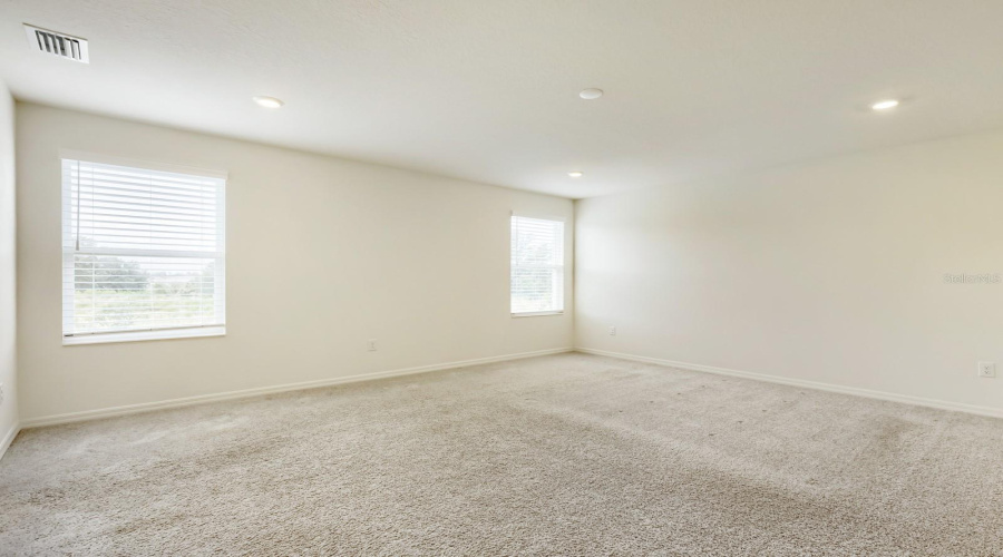 Zephyrhills, Florida 33540, 4 Bedroom Bedrooms, ,2 Bathroombathrooms,Residential,For Sale,Yukon,0,Mfrtb8535426