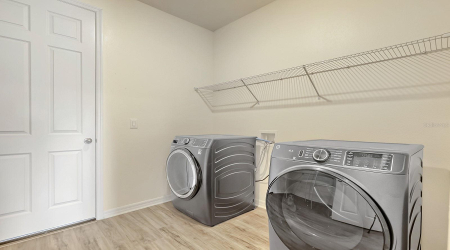 Zephyrhills, Florida 33540, 4 Bedroom Bedrooms, ,2 Bathroombathrooms,Residential,For Sale,Yukon,0,Mfrtb8535426