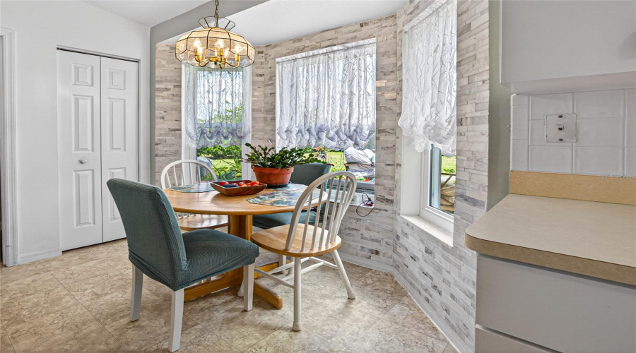 Ocala, Florida 34476, 2 Bedroom Bedrooms, ,2 Bathroombathrooms,Residential,For Sale,103Rd,0,Mfrom724795