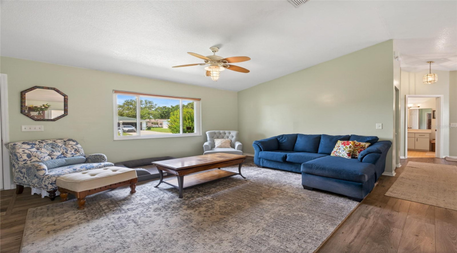 Ocala, Florida 34476, 2 Bedroom Bedrooms, ,2 Bathroombathrooms,Residential,For Sale,103Rd,0,Mfrom724795
