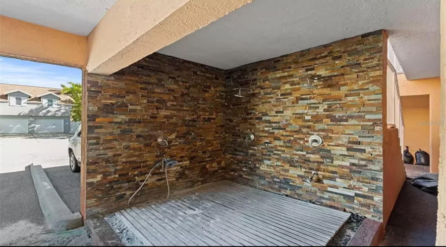 St Petersburg, Florida 33708, 1 Bedroom Bedrooms, ,1 Bathroombathrooms,Residential,For Sale,Gulf,0,Mfrtb8510510