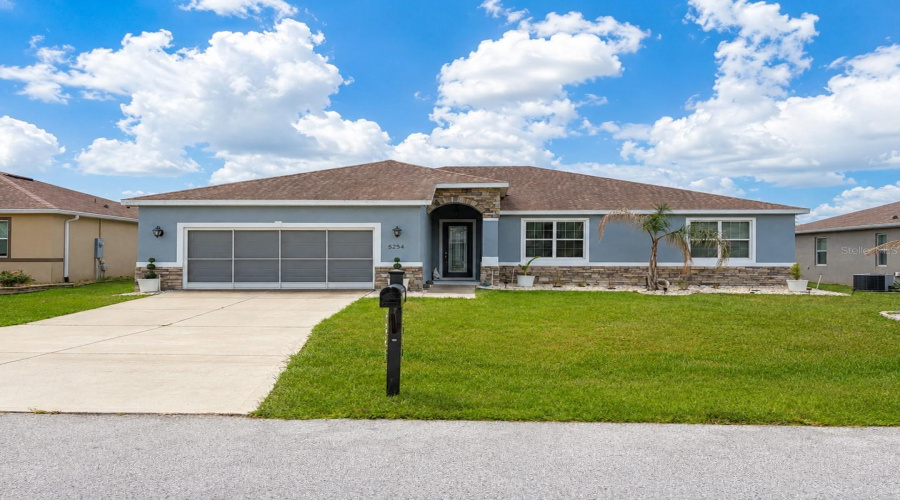Ocala, Florida 34480, 4 Bedroom Bedrooms, ,2 Bathroombathrooms,Residential,For Sale,91St,0,Mfrom727963