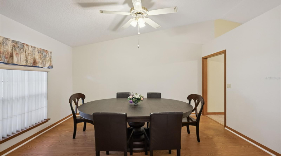 Deltona, Florida 32725, 3 Bedroom Bedrooms, ,3 Bathroombathrooms,Residential,For Sale,Lydia,0,Mfro6435124