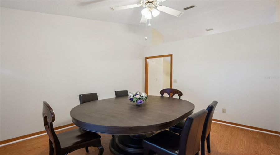 Deltona, Florida 32725, 3 Bedroom Bedrooms, ,3 Bathroombathrooms,Residential,For Sale,Lydia,0,Mfro6435124