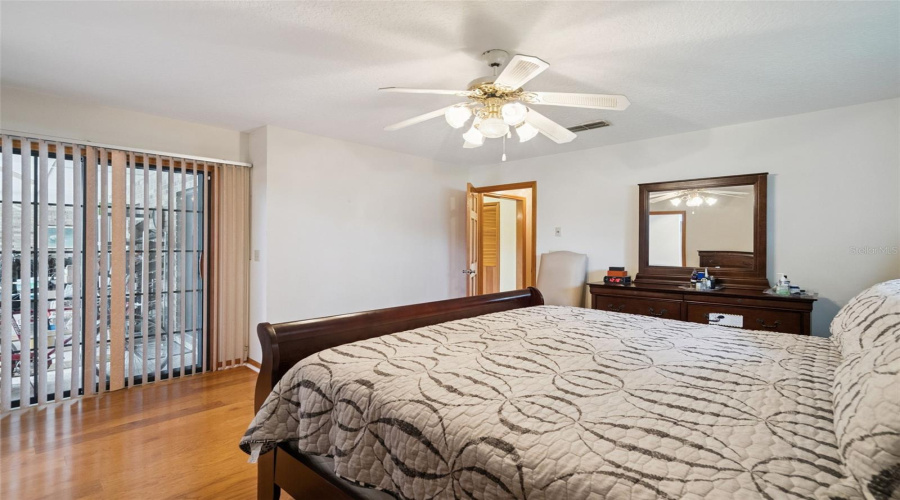 Deltona, Florida 32725, 3 Bedroom Bedrooms, ,3 Bathroombathrooms,Residential,For Sale,Lydia,0,Mfro6435124