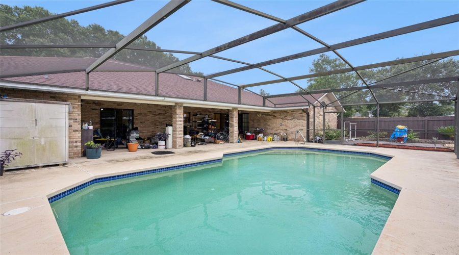 Deltona, Florida 32725, 3 Bedroom Bedrooms, ,3 Bathroombathrooms,Residential,For Sale,Lydia,0,Mfro6435124