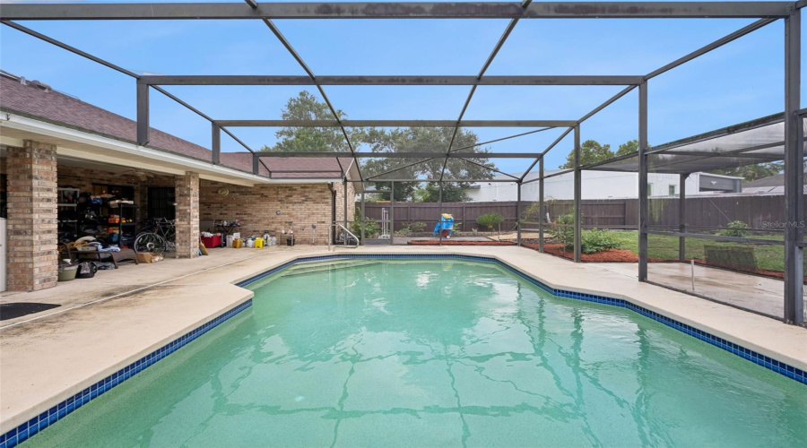 Deltona, Florida 32725, 3 Bedroom Bedrooms, ,3 Bathroombathrooms,Residential,For Sale,Lydia,0,Mfro6435124