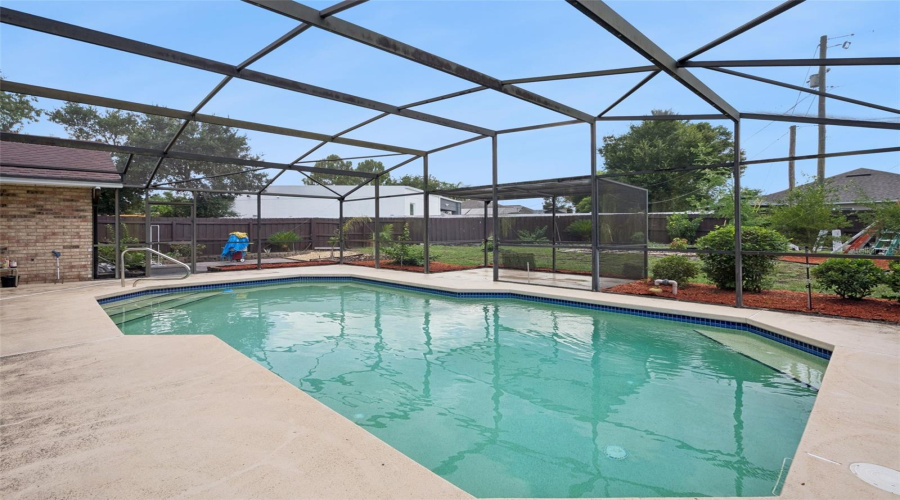 Deltona, Florida 32725, 3 Bedroom Bedrooms, ,3 Bathroombathrooms,Residential,For Sale,Lydia,0,Mfro6435124