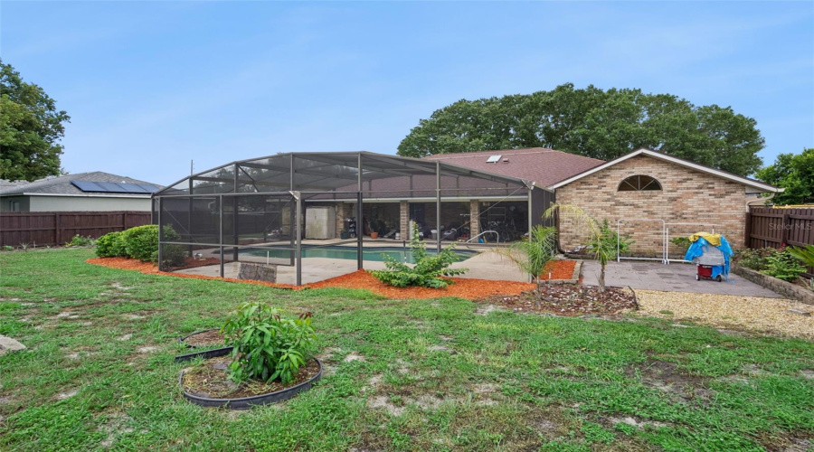 Deltona, Florida 32725, 3 Bedroom Bedrooms, ,3 Bathroombathrooms,Residential,For Sale,Lydia,0,Mfro6435124