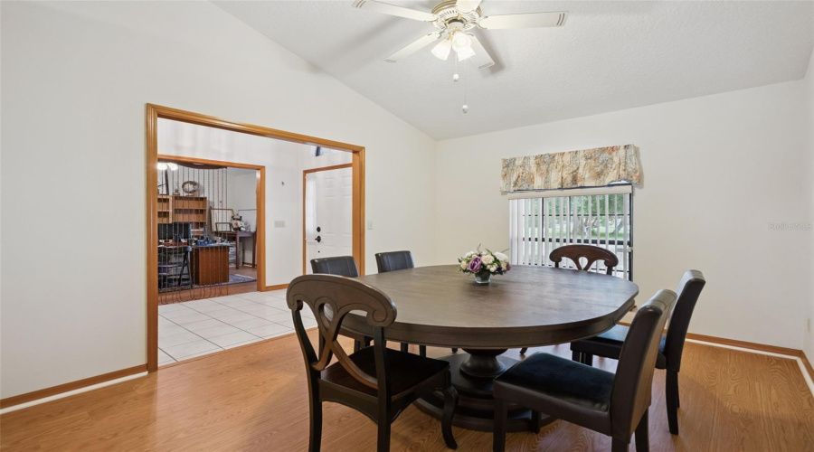 Deltona, Florida 32725, 3 Bedroom Bedrooms, ,3 Bathroombathrooms,Residential,For Sale,Lydia,0,Mfro6435124