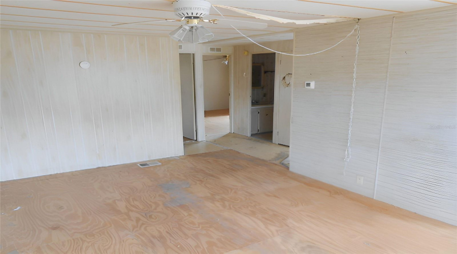 Brooksville, Florida 34613, 2 Bedroom Bedrooms, ,1 Bathroombathrooms,Residential,For Sale,Obrien,0,Mfrtb8539786