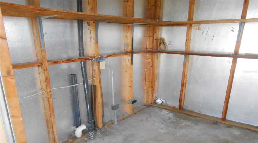 Brooksville, Florida 34613, 2 Bedroom Bedrooms, ,1 Bathroombathrooms,Residential,For Sale,Obrien,0,Mfrtb8539786