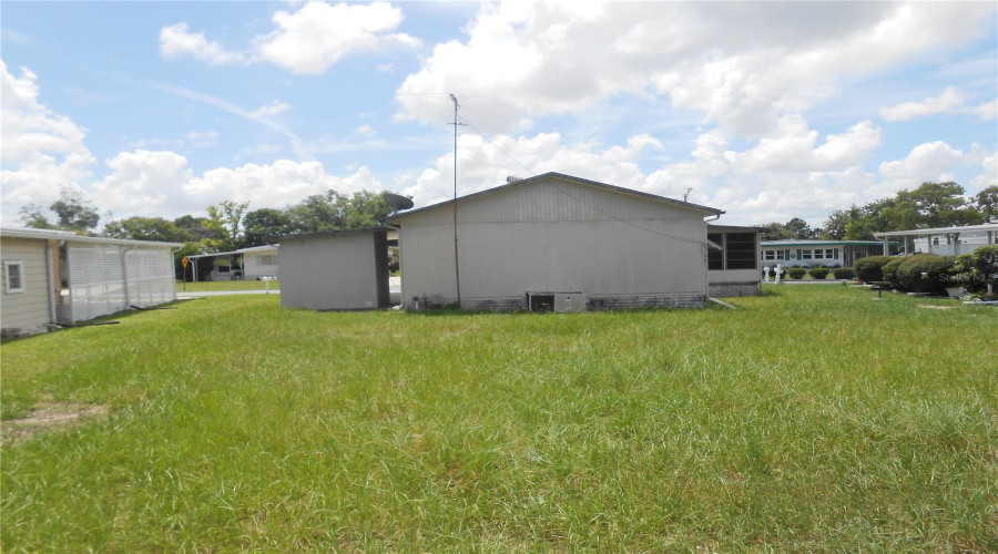 Brooksville, Florida 34613, 2 Bedroom Bedrooms, ,1 Bathroombathrooms,Residential,For Sale,Obrien,0,Mfrtb8539786