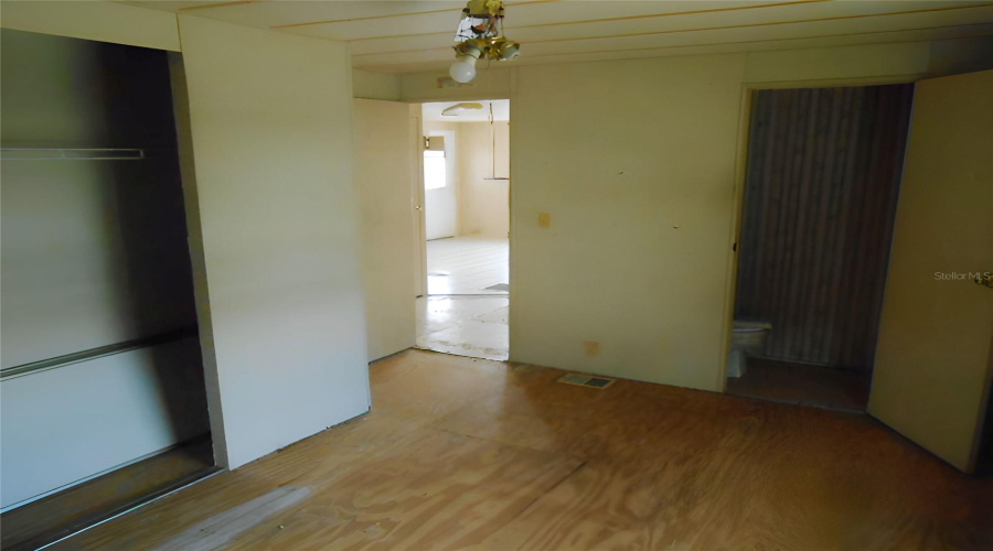 Brooksville, Florida 34613, 2 Bedroom Bedrooms, ,1 Bathroombathrooms,Residential,For Sale,Obrien,0,Mfrtb8539786