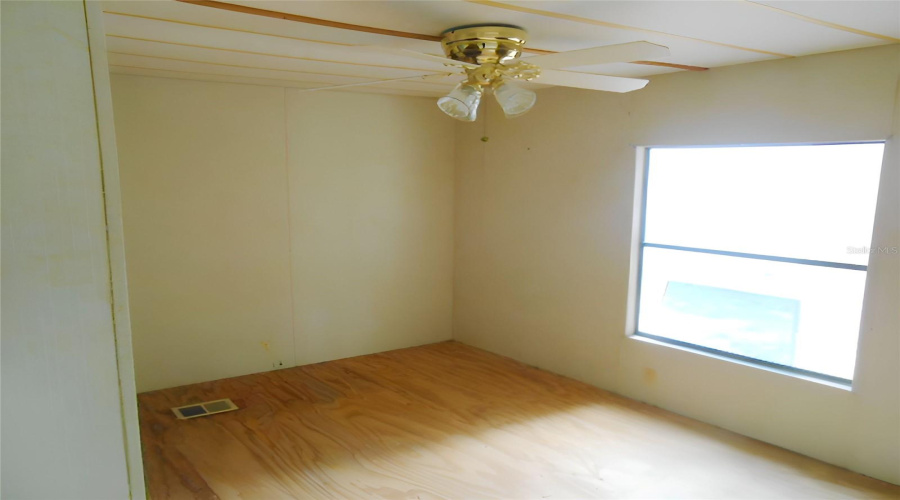 Brooksville, Florida 34613, 2 Bedroom Bedrooms, ,1 Bathroombathrooms,Residential,For Sale,Obrien,0,Mfrtb8539786
