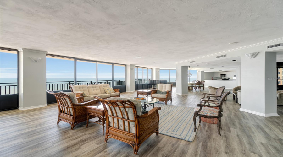 Daytona Beach Shores, Florida 32118, 2 Bedroom Bedrooms, ,2 Bathroombathrooms,Residential,For Sale,Atlantic,0,Mfrns1089114