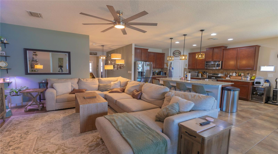 Ruskin, Florida 33570, 4 Bedroom Bedrooms, ,2 Bathroombathrooms,Residential,For Sale,Blakely,0,Mfrtb8529766