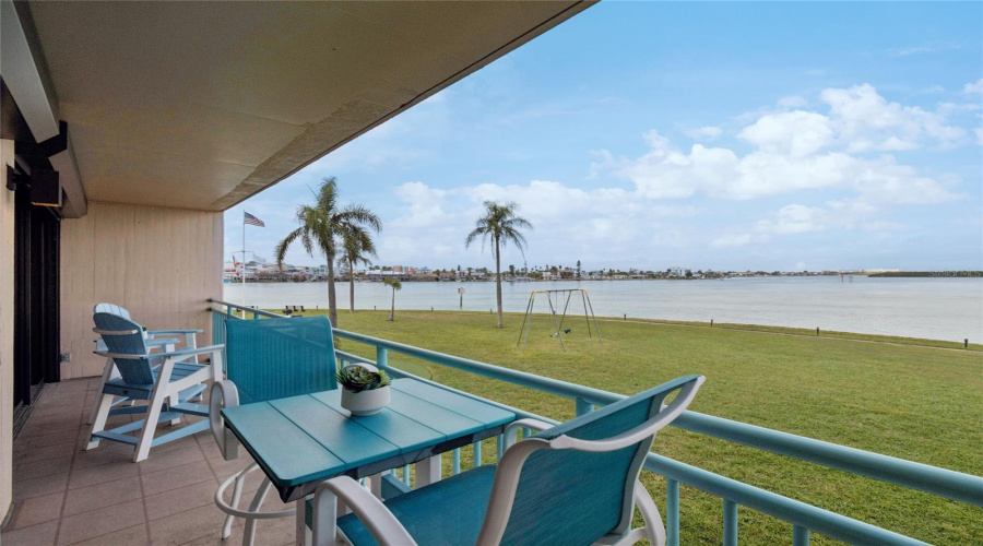 Treasure Island, Florida 33706, 2 Bedroom Bedrooms, ,2 Bathroombathrooms,Residential,For Sale,Key Capri,0,Mfrtb8457824