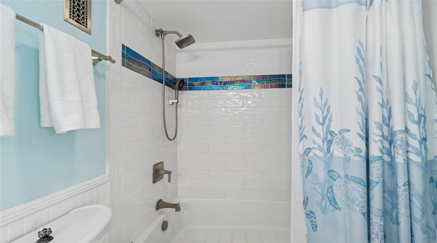Treasure Island, Florida 33706, 2 Bedroom Bedrooms, ,2 Bathroombathrooms,Residential,For Sale,Key Capri,0,Mfrtb8457824