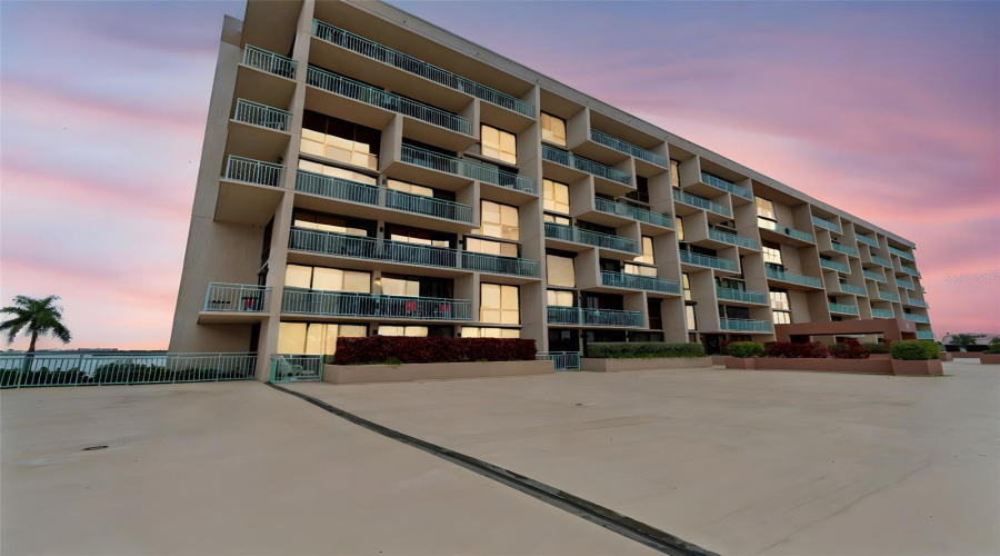 Treasure Island, Florida 33706, 2 Bedroom Bedrooms, ,2 Bathroombathrooms,Residential,For Sale,Key Capri,0,Mfrtb8457824