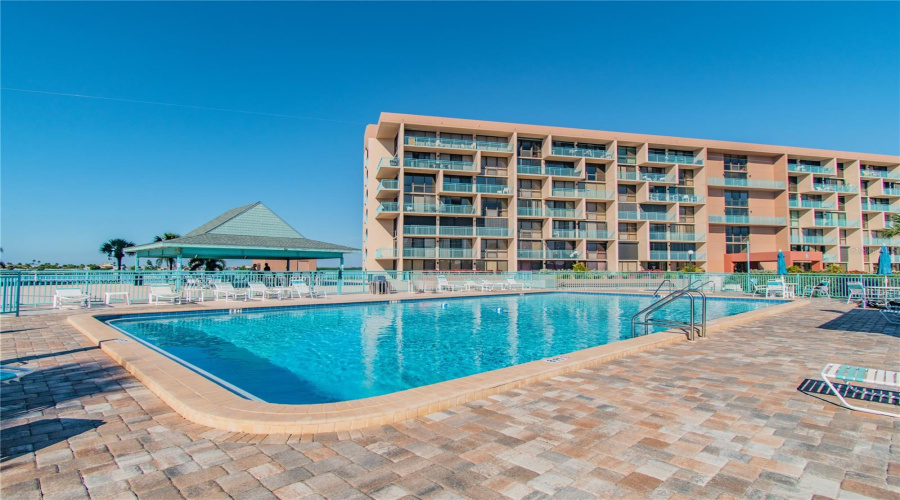 Treasure Island, Florida 33706, 2 Bedroom Bedrooms, ,2 Bathroombathrooms,Residential,For Sale,Key Capri,0,Mfrtb8457824