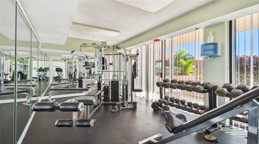 Treasure Island, Florida 33706, 2 Bedroom Bedrooms, ,2 Bathroombathrooms,Residential,For Sale,Key Capri,0,Mfrtb8457824