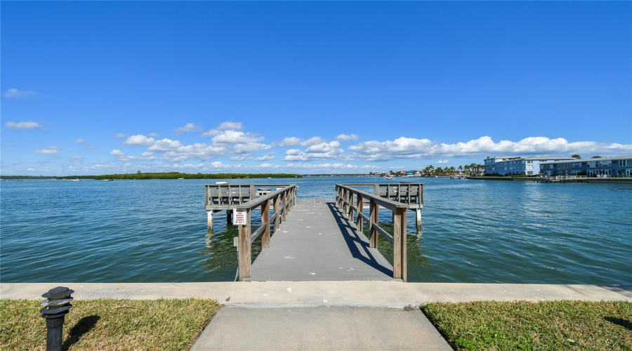 Treasure Island, Florida 33706, 2 Bedroom Bedrooms, ,2 Bathroombathrooms,Residential,For Sale,Key Capri,0,Mfrtb8457824
