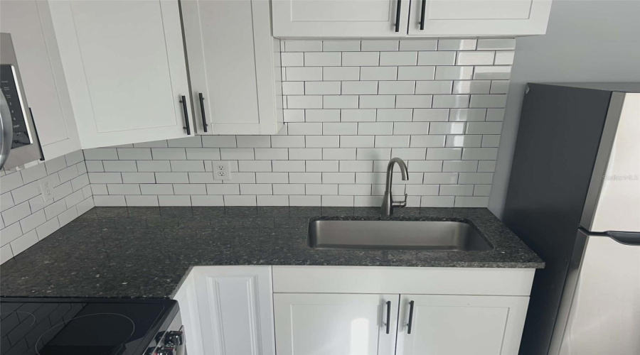 Bradenton, Florida 34207, 1 Bedroom Bedrooms, ,1 Bathroombathrooms,Residential,For Sale,50Th Avenue,0,Mfra4677528