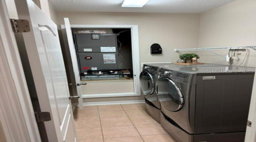 Odessa, Florida 33556, 4 Bedroom Bedrooms, ,3 Bathroombathrooms,Residential,For Sale,Nectar Ridge,0,Mfro6434675