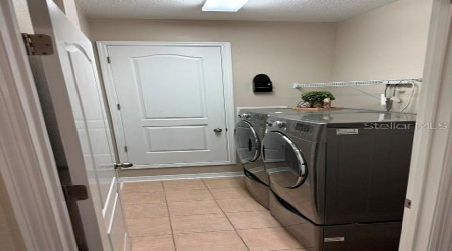Odessa, Florida 33556, 4 Bedroom Bedrooms, ,3 Bathroombathrooms,Residential,For Sale,Nectar Ridge,0,Mfro6434675