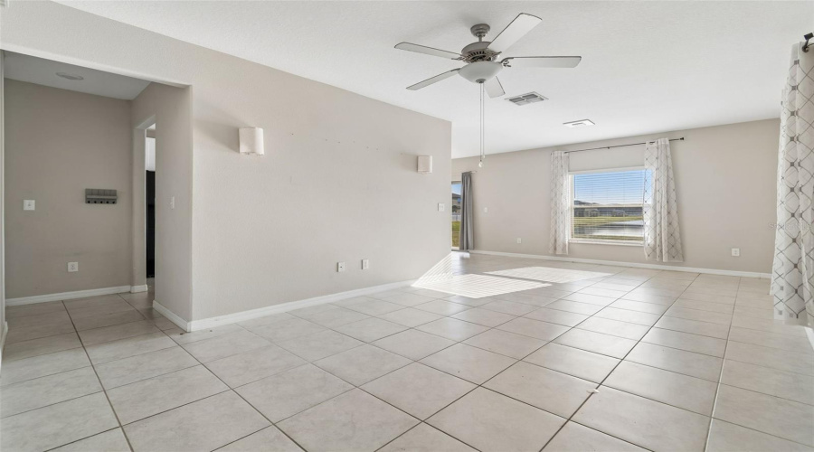 Tampa, Florida 33619, 3 Bedroom Bedrooms, ,2 Bathroombathrooms,Residential,For Sale,Summer Savory,0,Mfrtb8541604