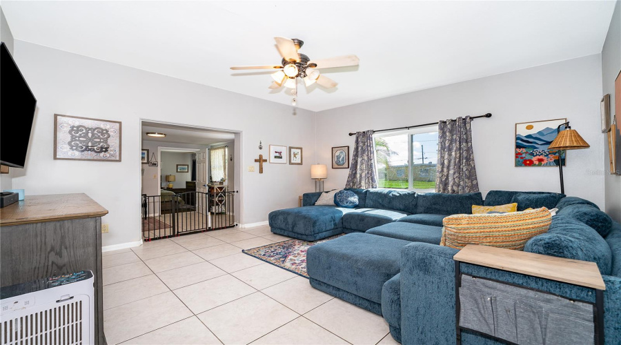 Orlando, Florida 32822, 4 Bedroom Bedrooms, ,2 Bathroombathrooms,Residential,For Sale,Hollis,0,Mfro6419949