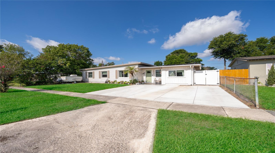 Orlando, Florida 32822, 4 Bedroom Bedrooms, ,2 Bathroombathrooms,Residential,For Sale,Hollis,0,Mfro6419949