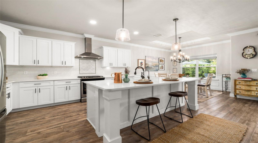 Gainesville, Florida 32607, 4 Bedroom Bedrooms, ,3 Bathroombathrooms,Residential,For Sale,70Th,0,Mfrgc543024