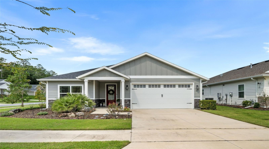 Gainesville, Florida 32607, 4 Bedroom Bedrooms, ,3 Bathroombathrooms,Residential,For Sale,70Th,0,Mfrgc543024