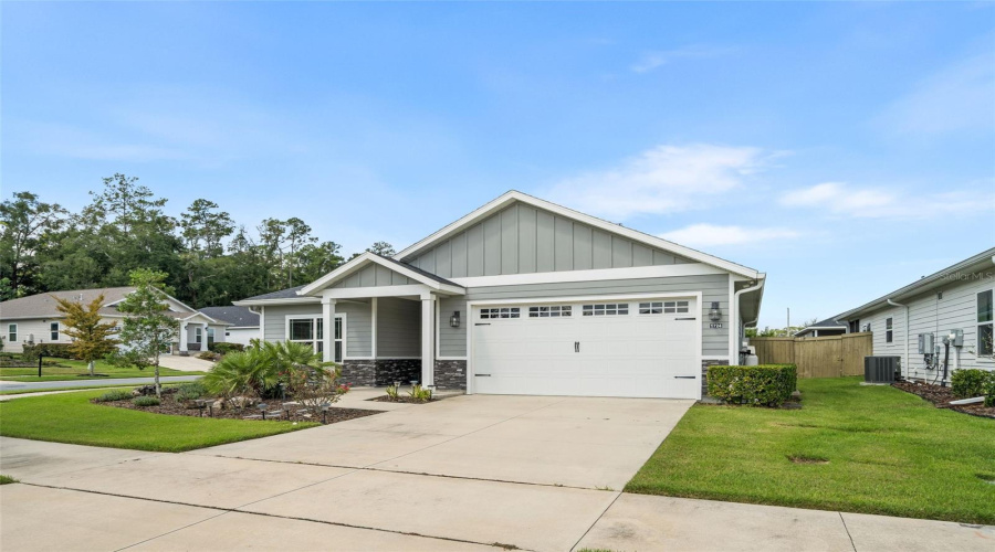 Gainesville, Florida 32607, 4 Bedroom Bedrooms, ,3 Bathroombathrooms,Residential,For Sale,70Th,0,Mfrgc543024