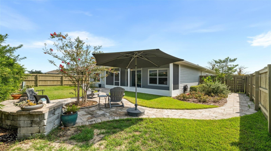 Gainesville, Florida 32607, 4 Bedroom Bedrooms, ,3 Bathroombathrooms,Residential,For Sale,70Th,0,Mfrgc543024