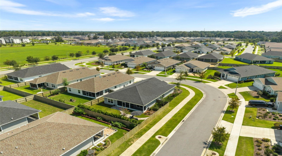 Gainesville, Florida 32607, 4 Bedroom Bedrooms, ,3 Bathroombathrooms,Residential,For Sale,70Th,0,Mfrgc543024