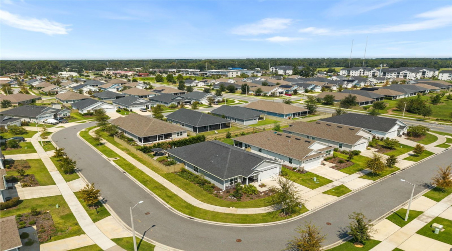 Gainesville, Florida 32607, 4 Bedroom Bedrooms, ,3 Bathroombathrooms,Residential,For Sale,70Th,0,Mfrgc543024