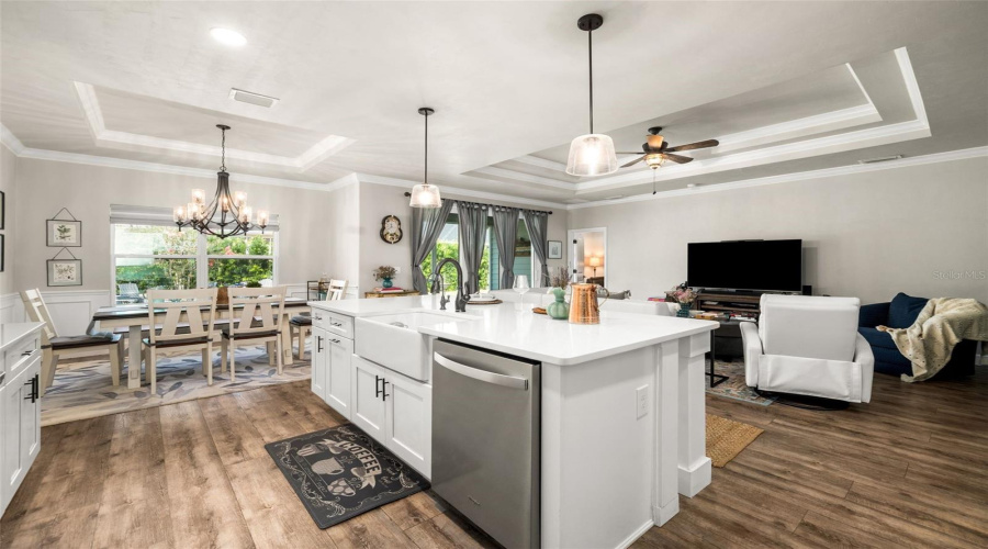Gainesville, Florida 32607, 4 Bedroom Bedrooms, ,3 Bathroombathrooms,Residential,For Sale,70Th,0,Mfrgc543024