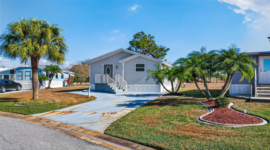 Nokomis, Florida 34275, 2 Bedroom Bedrooms, ,1 Bathroombathrooms,Residential,For Sale,Crown Point,0,Mfrn6142800
