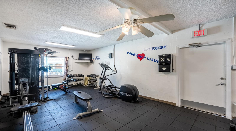Nokomis, Florida 34275, 2 Bedroom Bedrooms, ,1 Bathroombathrooms,Residential,For Sale,Crown Point,0,Mfrn6142800